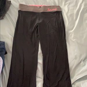 Pink Victoria’s Secret legging
